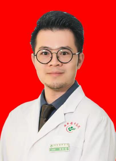 譚健成